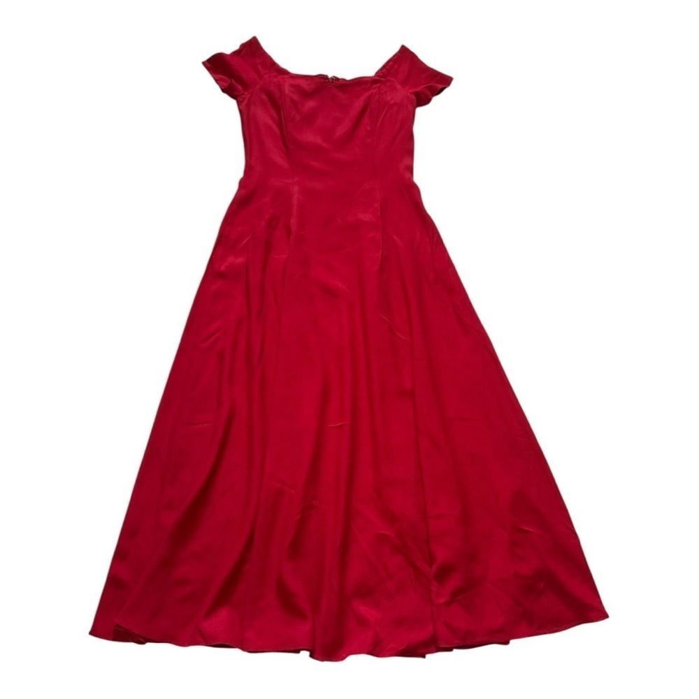 Elegant Red Maxi Dress